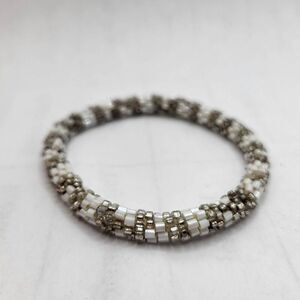 Vintage Beaded Peyote Tube Bracelet- silver and white